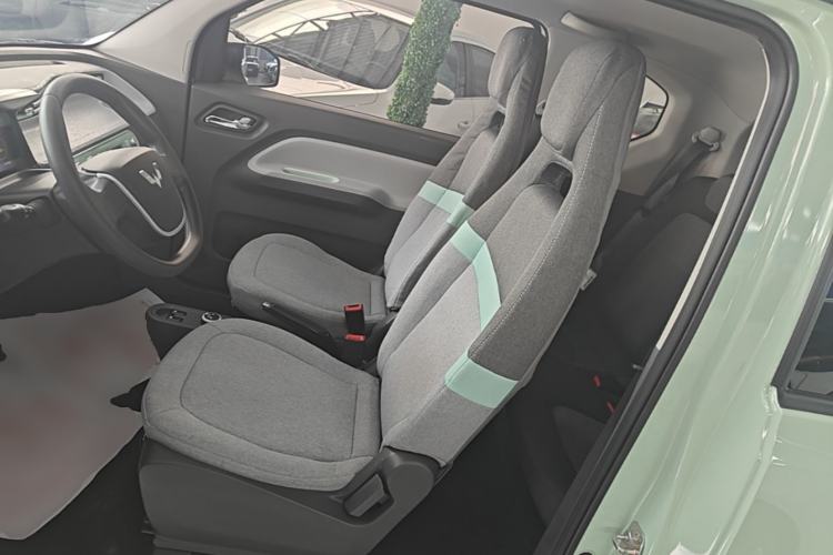 Used Wuling Hongguang MINIEV 2022 Macaron Premium Model – Lithium Iron Phosphate Left Front Seat