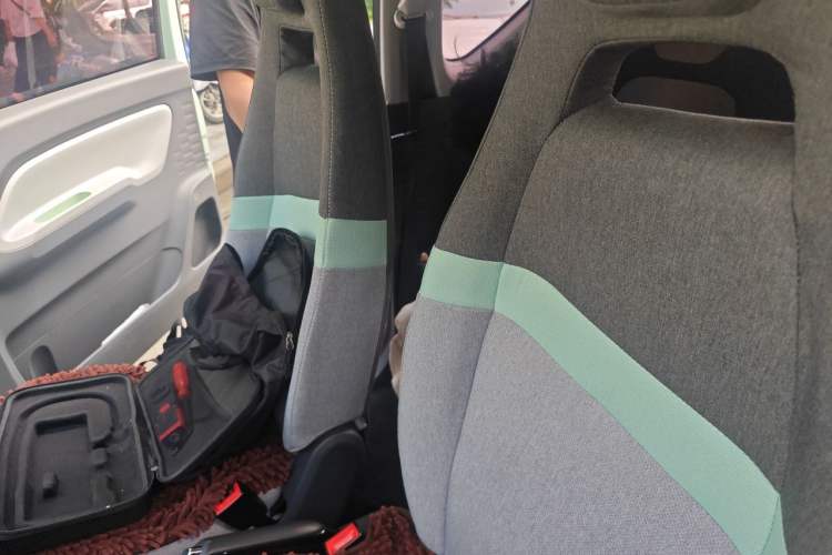 Used Wuling Hongguang MINIEV 2022 Macaron Premium Model – Lithium Iron Phosphate Left Front Seat