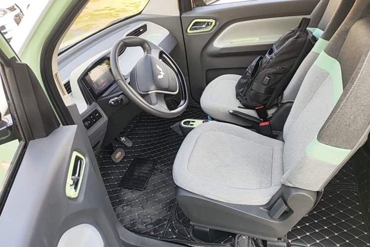 Used Wuling Hongguang MINIEV 2022 Macaron Premium Model – Lithium Iron Phosphate Left Front Seat