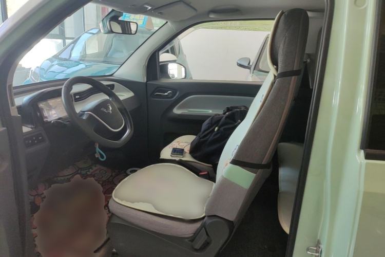 Used Wuling Hongguang MINIEV 2022 Macaron Premium Model – Lithium Iron Phosphate Left Front Seat