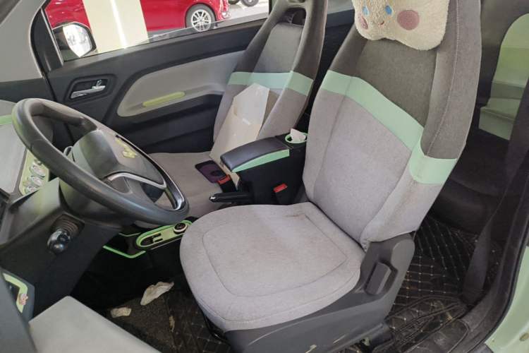Used Wuling Hongguang MINIEV 2022 Macaron Premium Model – Lithium Iron Phosphate Left Front Seat