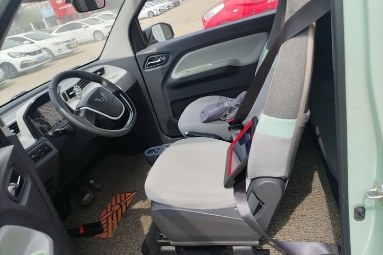Used Wuling Hongguang MINIEV 2022 Macaron Fashion Edition Lithium-Nickel-Cobalt-Alpha-oxide Left Front Seat
