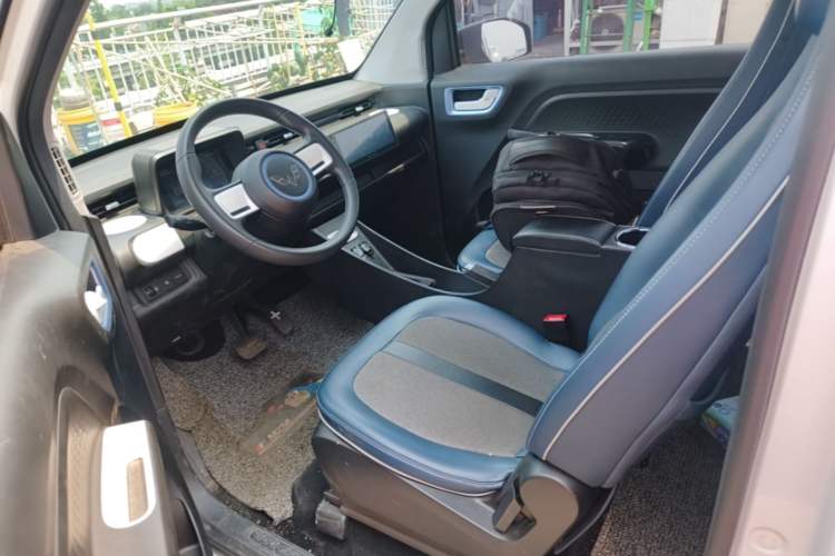 Used Wuling Hongguang MINIEV 2022 GAMEBOY 200km Gaming Edition with Lithium Iron Phosphate Left Front Seat