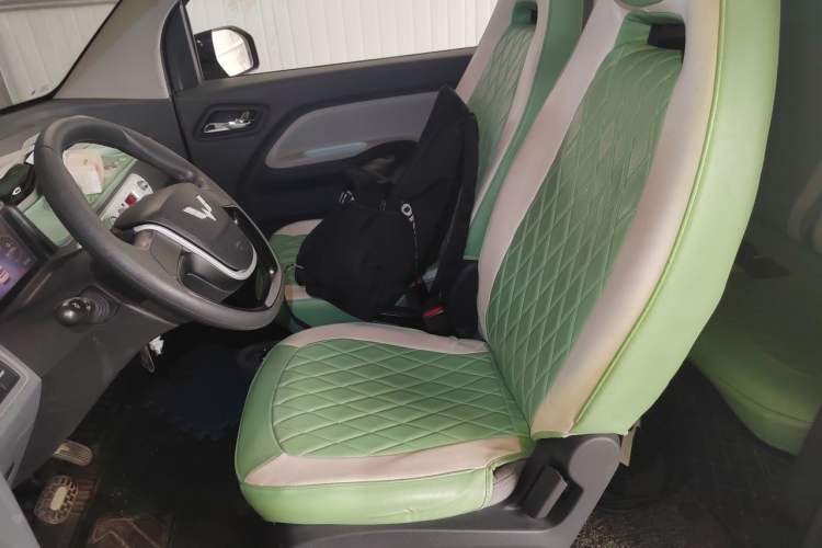 Used Wuling Hongguang MINIEV 2022 Macaron Premium Model – Lithium Iron Phosphate Left Front Seat