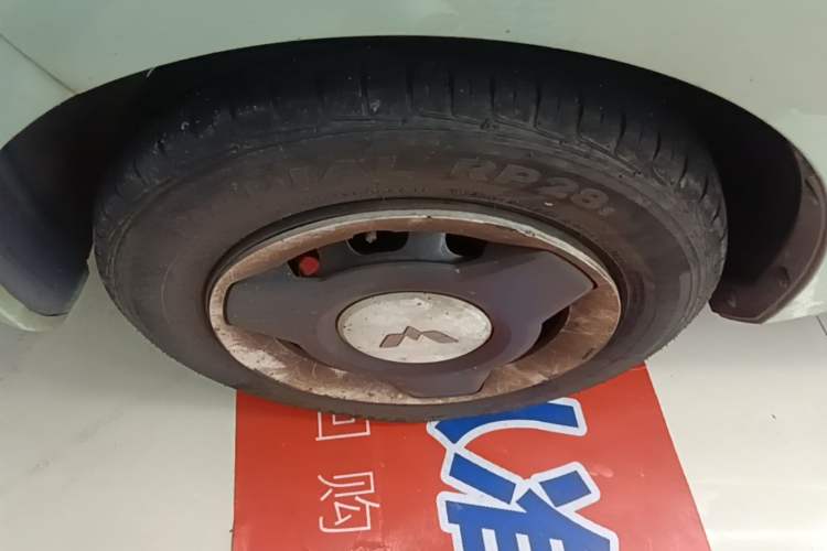 Used Wuling Hongguang MINIEV 2022 Macaron Premium Model – Lithium Ternary Battery Left Front Wheel Hub
