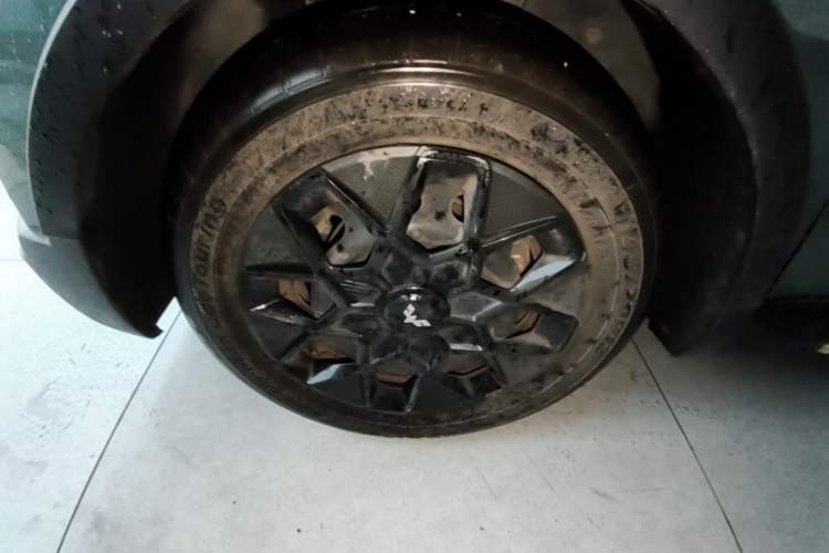 Used Wuling Hongguang MINIEV 2022 GAMEBOY 300km Enthusiast Model with Lithium Iron Phosphate Left Front Wheel Hub