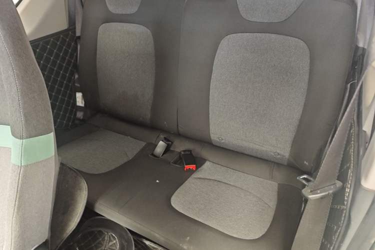 Used Wuling Hongguang MINIEV 2022 Macaron Premium Model – Lithium Ternary Battery Left Rear Seat