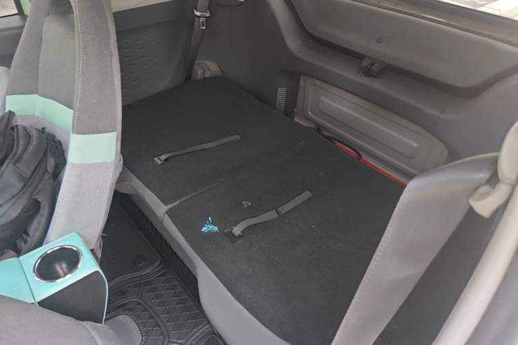 Used Wuling Hongguang MINIEV 2022 Macaron Premium Model – Lithium Iron Phosphate Left Rear Seat