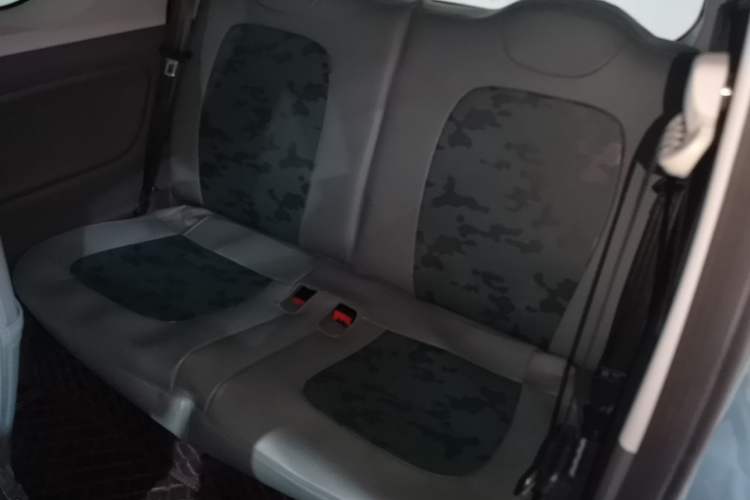 Used Wuling Hongguang MINIEV 2022 GAMEBOY 300km Enthusiast Model with Lithium Iron Phosphate Left Rear Seat