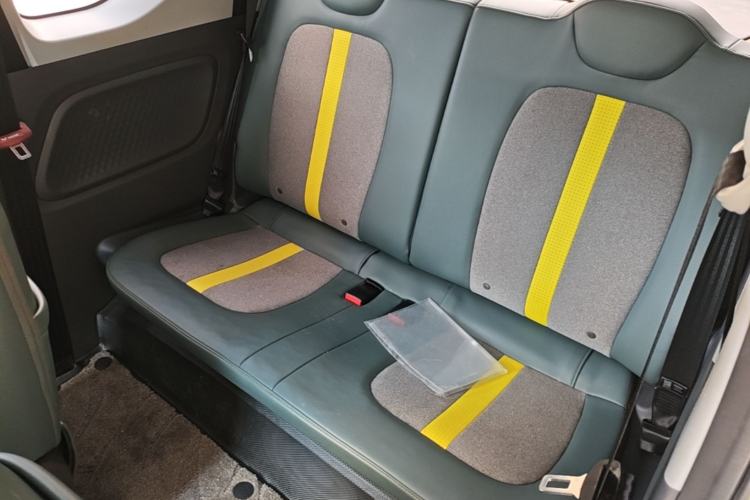 Used Wuling Hongguang MINIEV 2022 GAMEBOY 200km Gaming Edition with Lithium Iron Phosphate Left Rear Seat