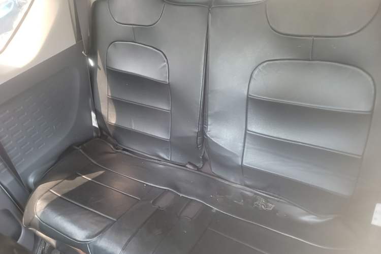 Used Wuling Hongguang MINIEV 2022 Macaron Premium Model – Lithium Iron Phosphate Left Rear Seat