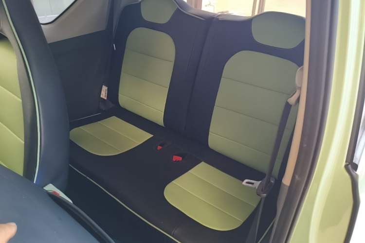 Used Wuling Hongguang MINIEV 2022 Macaron Premium Model – Lithium Iron Phosphate Left Rear Seat