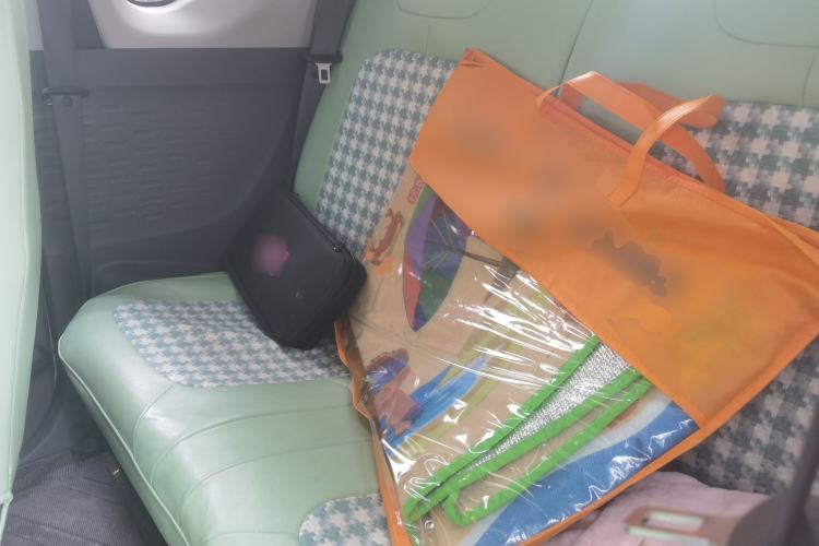Used Wuling Hongguang MINIEV 2022 Macaron Premium Model – Lithium Iron Phosphate Left Rear Seat