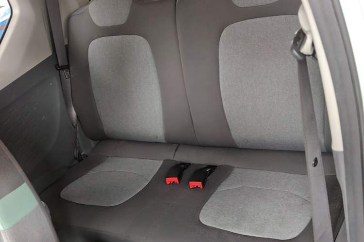 Used Wuling Hongguang MINIEV 2022 Macaron Premium Model – Lithium Iron Phosphate Left Rear Seat