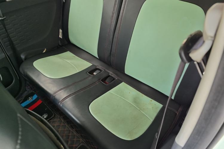 Used Wuling Hongguang MINIEV 2022 Macaron Fashion Edition Lithium-Nickel-Cobalt-Alpha-oxide Left Rear Seat