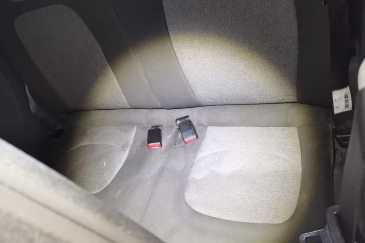 Used Wuling Hongguang MINIEV 2022 Macaron Premium Model – Lithium Iron Phosphate Left Rear Seat