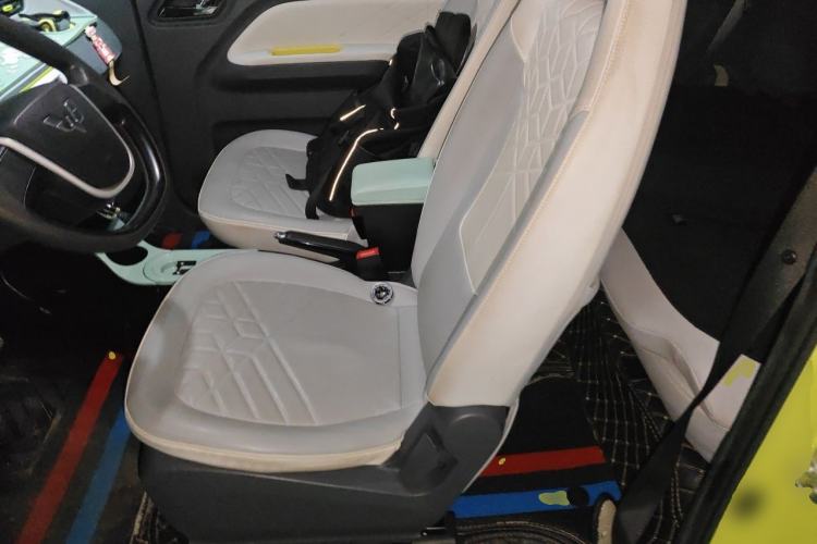 Used Wuling Hongguang MINIEV 2022 Macaron-Color Edition Lithium Iron Phosphate Left Rear Seat