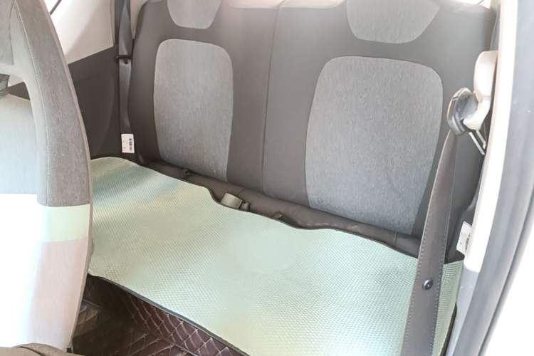 Used Wuling Hongguang MINIEV 2022 Macaron Premium Model – Lithium Iron Phosphate Left Rear Seat