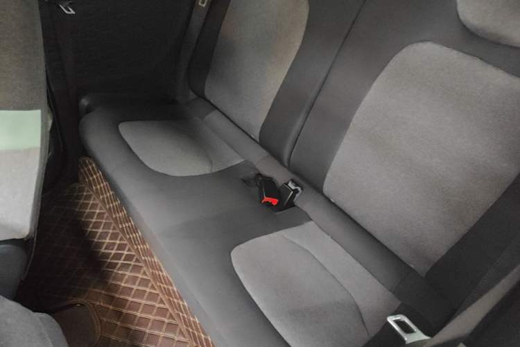 Used Wuling Hongguang MINIEV 2022 Macaron Premium Model – Lithium Iron Phosphate Left Rear Seat