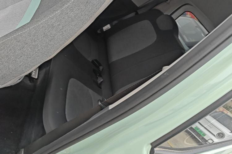 Used Wuling Hongguang MINIEV 2022 Macaron Premium Model – Lithium Iron Phosphate Left Rear Seat