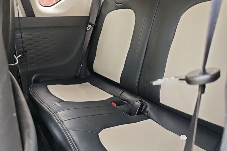 Used Wuling Hongguang MINIEV 2022 Macaron Premium Model – Lithium Iron Phosphate Left Rear Seat