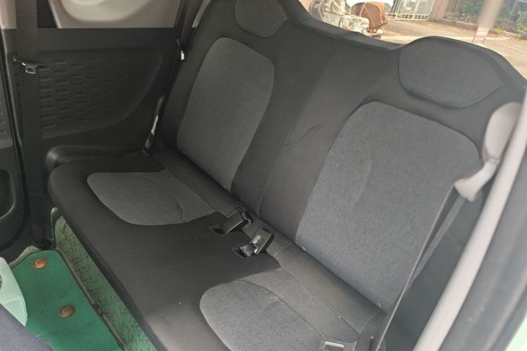 Used Wuling Hongguang MINIEV 2022 Macaron Premium Model – Lithium Iron Phosphate Left Rear Seat