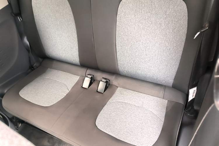 Used Wuling Hongguang MINIEV 2022 Macaron Fashion Model Lithium Iron Phosphate Left Rear Seat