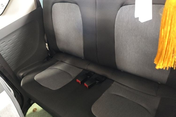 Used Wuling Hongguang MINIEV 2022 Macaron Fashion Model Lithium Iron Phosphate Left Rear Seat