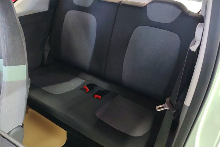 Used Wuling Hongguang MINIEV 2022 Macaron Premium Model – Lithium Iron Phosphate Left Rear Seat