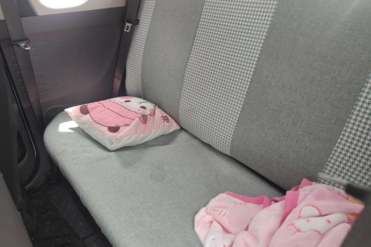 Used Wuling Hongguang MINIEV 2022 Macaron Fashion Model Lithium Iron Phosphate Left Rear Seat