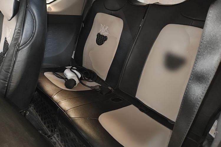 Used Wuling Hongguang MINIEV 2022 Macaron Premium Model – Lithium Iron Phosphate Left Rear Seat