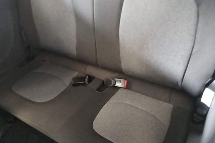 Used Wuling Hongguang MINIEV 2022 Macaron Premium Model – Lithium Iron Phosphate Left Rear Seat
