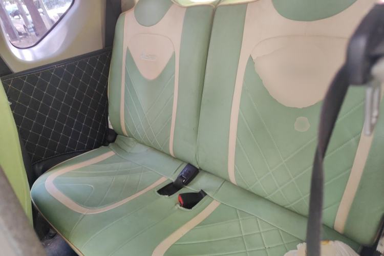 Used Wuling Hongguang MINIEV 2022 Macaron Premium Model – Lithium Iron Phosphate Left Rear Seat