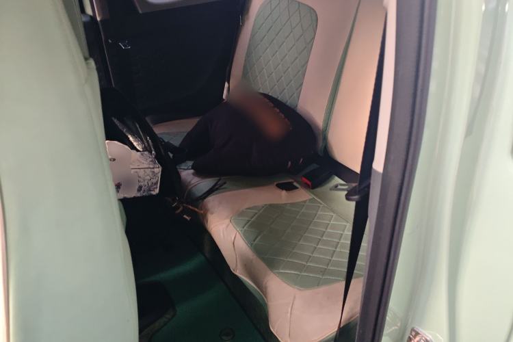 Used Wuling Hongguang MINIEV 2022 Macaron Premium Model – Lithium Ternary Battery Left Rear Seat
