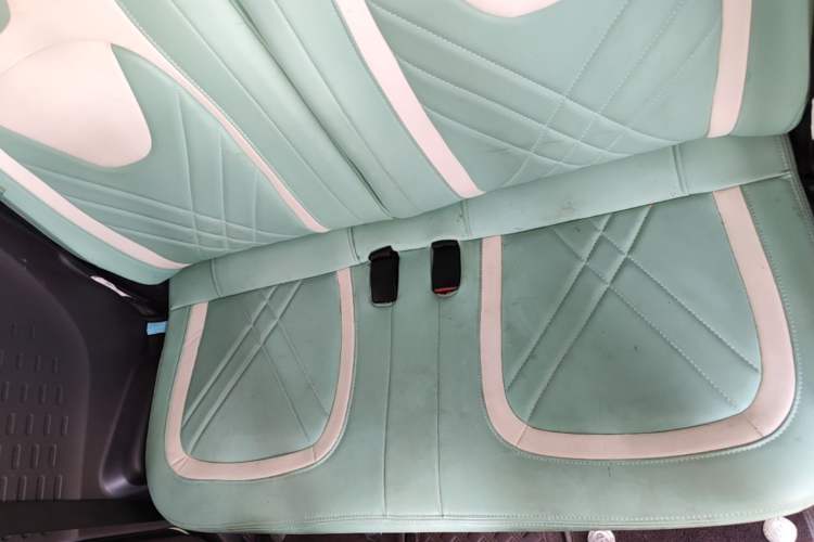 Used Wuling Hongguang MINIEV 2022 Macaron Fashion Model Lithium Iron Phosphate Left Rear Seat