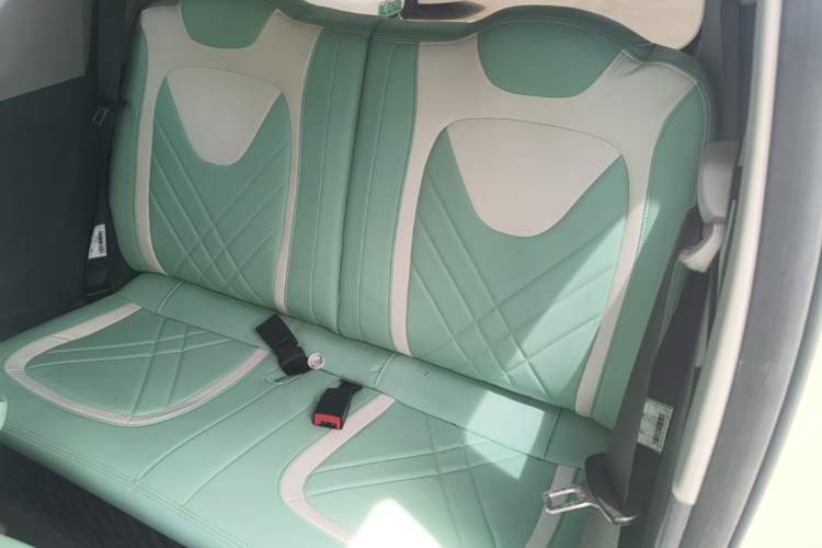 Used Wuling Hongguang MINIEV 2022 Macaron Premium Model – Lithium Iron Phosphate Left Rear Seat