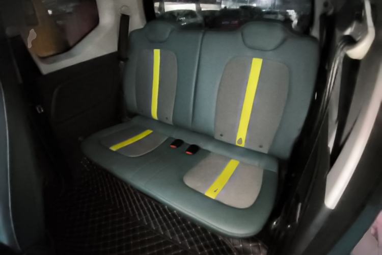 Used Wuling Hongguang MINIEV 2022 GAMEBOY 300km Enthusiast Model with Lithium Iron Phosphate Left Rear Seat