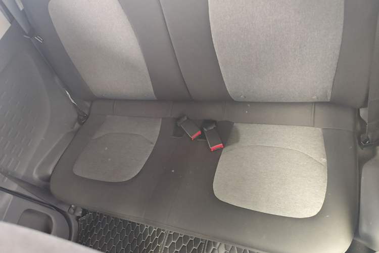 Used Wuling Hongguang MINIEV 2022 Macaron Premium Model – Lithium Iron Phosphate Left Rear Seat
