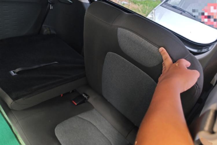 Used Wuling Hongguang MINIEV 2022 Macaron Premium Model – Lithium Iron Phosphate Left Rear Seat
