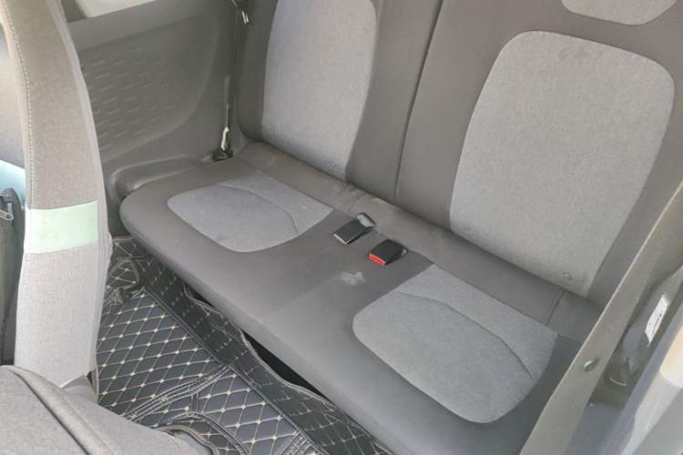 Used Wuling Hongguang MINIEV 2022 Macaron Premium Model – Lithium Iron Phosphate Left Rear Seat