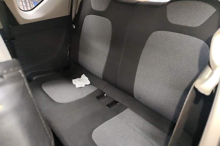 Used Wuling Hongguang MINIEV 2022 Macaron Premium Model – Lithium Iron Phosphate Left Rear Seat