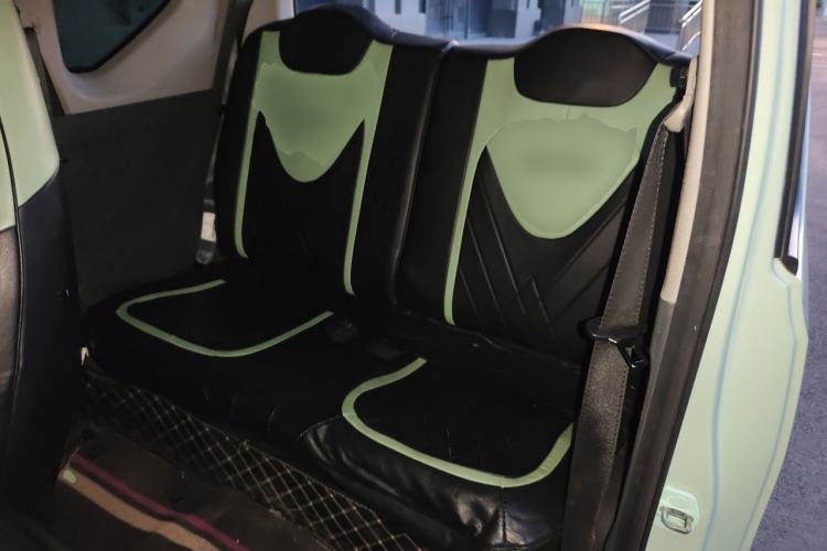 Used Wuling Hongguang MINIEV 2022 Macaron Premium Model – Lithium Iron Phosphate Left Rear Seat