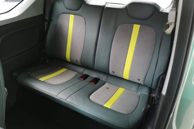 Used Wuling Hongguang MINIEV 2022 GAMEBOY 300km Enthusiast Model with Lithium Iron Phosphate Left Rear Seat