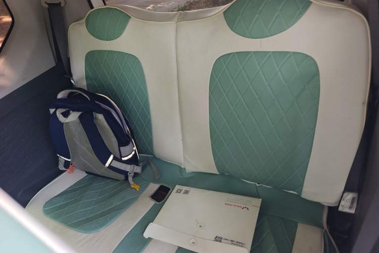 Used Wuling Hongguang MINIEV 2022 Macaron Premium Model – Lithium Iron Phosphate Left Rear Seat