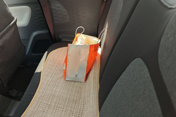 Used Wuling Hongguang MINIEV 2022 Macaron Premium Model – Lithium Iron Phosphate Left Rear Seat