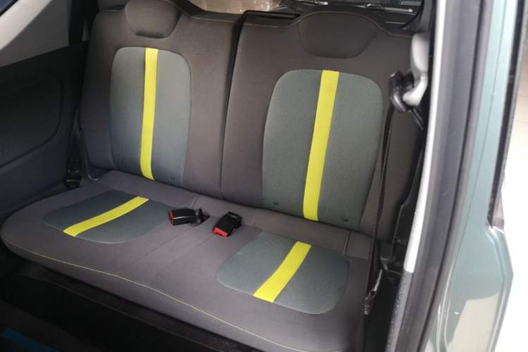 Used Wuling Hongguang MINIEV 2022 GAMEBOY 200km Play Edition with Lithium Iron Phosphate Left Rear Seat