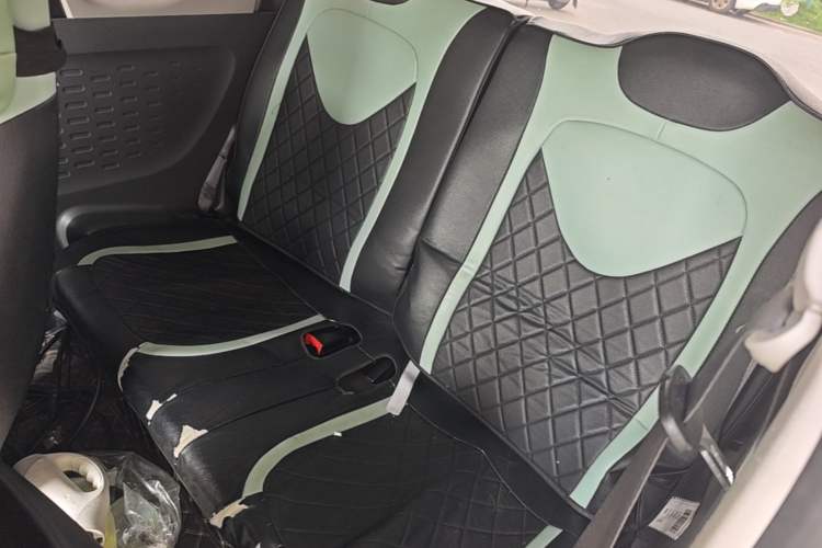 Used Wuling Hongguang MINIEV 2022 Macaron Fashion Model Lithium Iron Phosphate Left Rear Seat