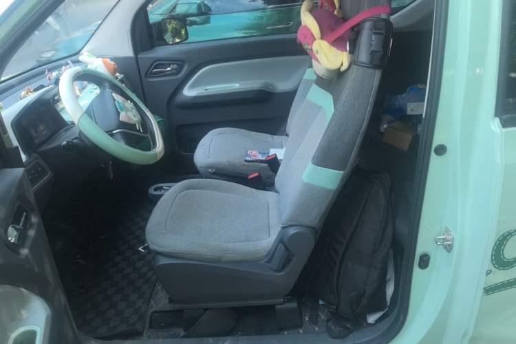 Used Wuling Hongguang MINIEV 2022 Macaron Premium Model – Lithium Ternary Battery Left Rear Seat