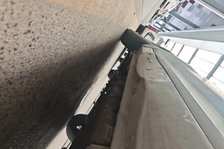 Used Wuling Hongguang MINIEV 2022 Macaron Premium Model – Lithium Ternary Battery Left Side Sill