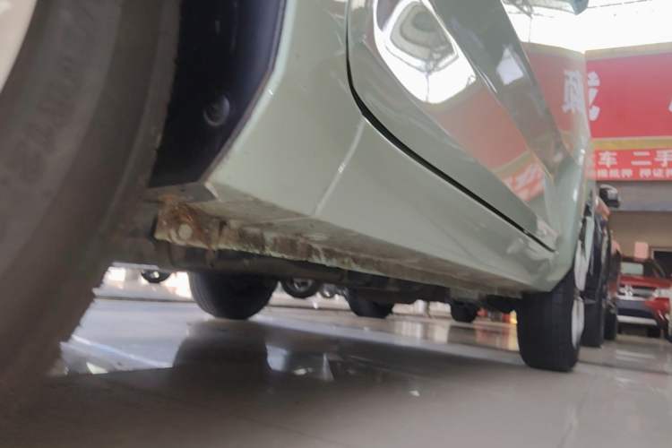 Used Wuling Hongguang MINIEV 2022 Macaron Premium Model – Lithium Iron Phosphate Left Side Sill